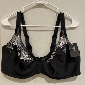 NWT Black and Silver underwire bra by Elila #2401 Size 44D